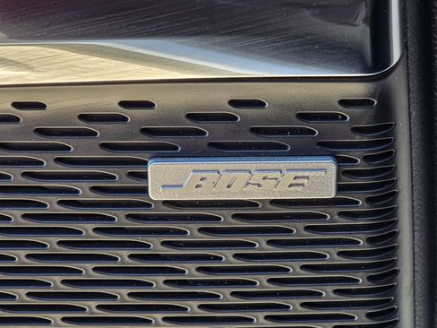 Used 2025 GMC Acadia Elevation FWD image 15