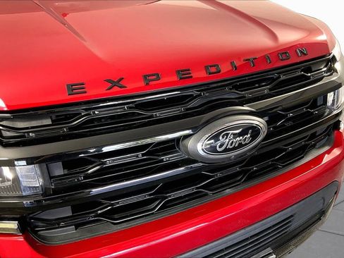 Used 2022 Ford Expedition Limited RWD image 26