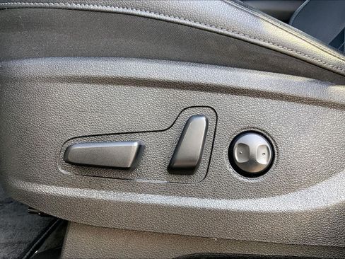 Used 2024 Kia Telluride EX X-Line AWD/4WD image 35