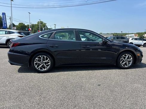 Certified 2023 Hyundai Sonata SEL w/ Convenience Package FWD image 2