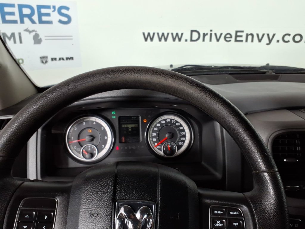 Used 2017 RAM 1500 Express AWD/4WD image 26
