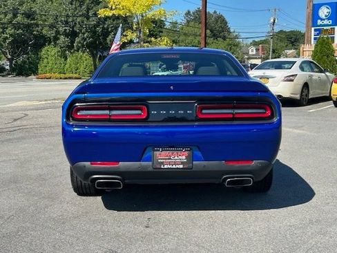 Used 2022 Dodge Challenger R/T RWD image 6