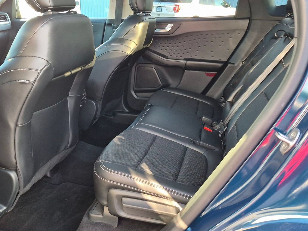 Used 2020 Ford Escape SEL AWD/4WD image 23