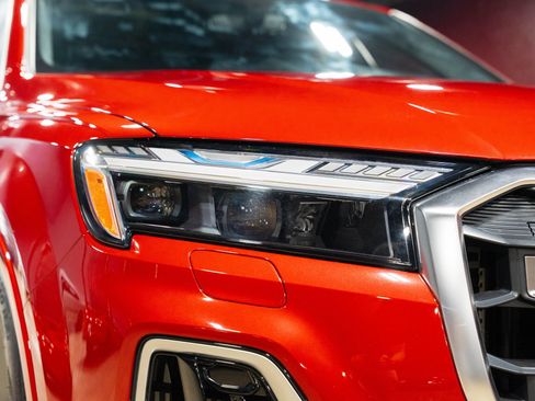 Used 2025 Audi SQ7 Prestige w/ Prestige Package AWD/4WD image 25