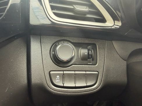 Used 2020 Chevrolet Spark LT FWD image 17