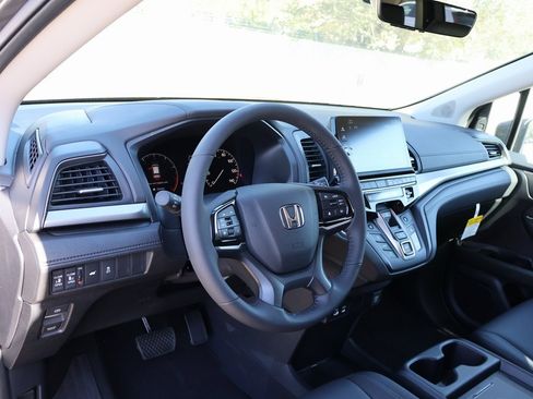 New 2026 Honda Odyssey EX-L image 18