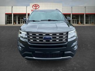 Used 2017 Ford Explorer XLT w/ Equipment Group 202A FWD video 2