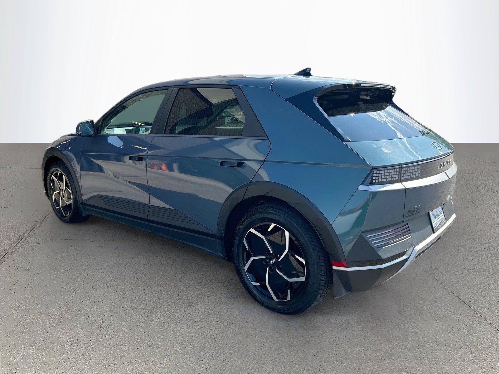 Used 2024 Hyundai Ioniq 5 SEL RWD image 6