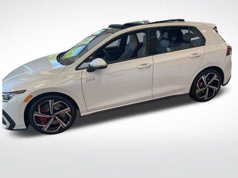 New 2025 Volkswagen GTI SE image 5