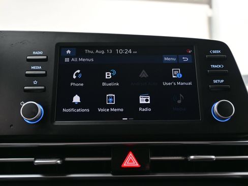 Used 2023 Hyundai Elantra SEL FWD image 16