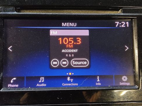 Used 2018 Nissan Rogue S FWD image 25