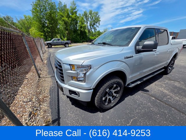 Used 2016 Ford F150 XLT w/ Equipment Group 302A Luxury AWD/4WD image 2