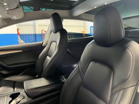Used 2022 Tesla Model 3 Performance AWD/4WD image 23