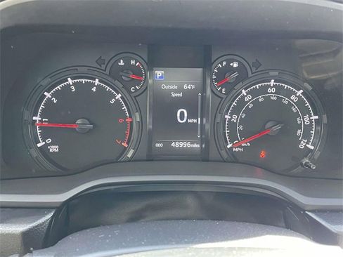 Used 2022 Toyota 4Runner SR5 image 26