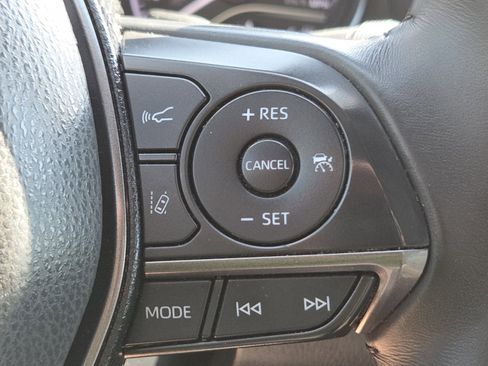 Used 2024 Toyota Camry XSE w/ Navigation Package FWD image 9