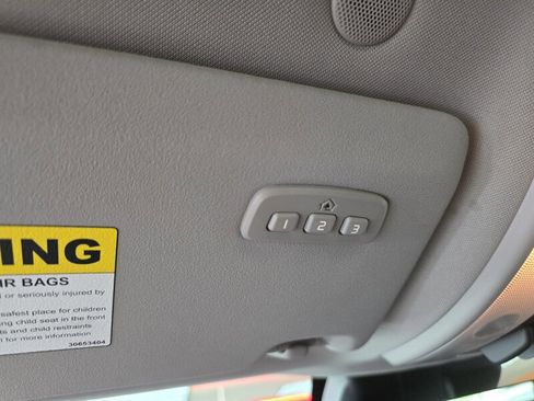 Used 2015 Volvo XC60 T5 Premier w/ Proximity Package image 29