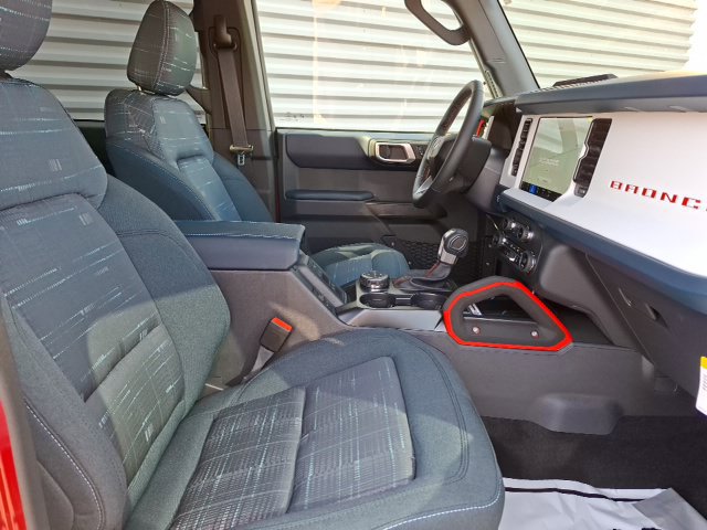 New 2026 Ford Bronco Heritage Edition AWD/4WD image 32