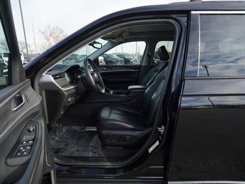 Used 2021 Jeep Grand Cherokee L Limited image 14