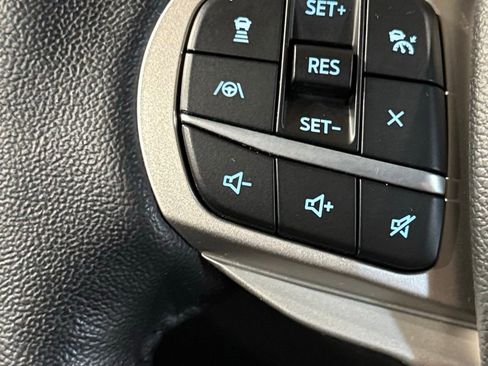 Used 2022 Ford Explorer XLT w/ Equipment Group 202A image 82