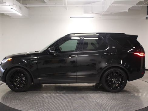 Used 2025 Land Rover Discovery S AWD/4WD image 2