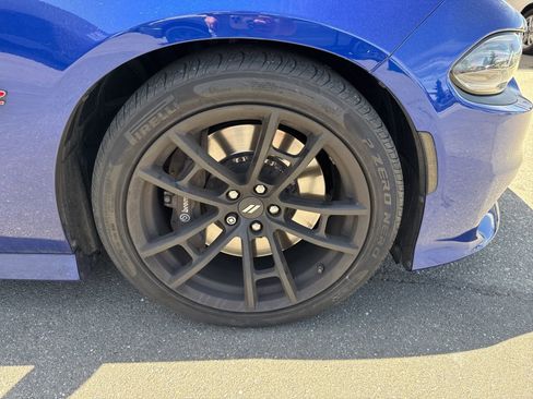Used 2020 Dodge Charger Scat Pack w/ Dynamics Package RWD image 17