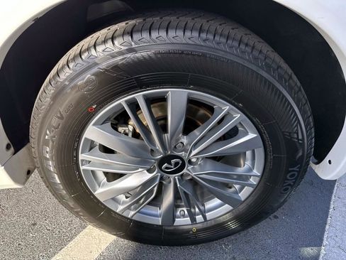 Certified 2023 INFINITI QX80 Luxe w/ Cargo Package image 29