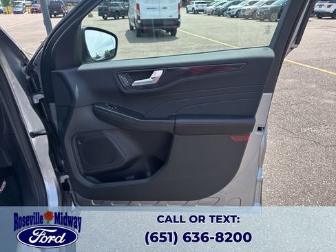 Used 2024 Ford Escape ST-Line w/ Tech Pack #1 AWD/4WD image 36