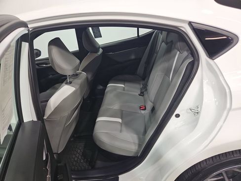 Used 2025 Toyota Camry Hybrid FWD image 23