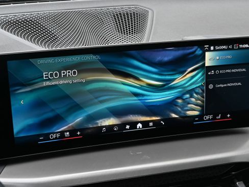 Certified 2025 BMW M240i Coupe RWD image 30