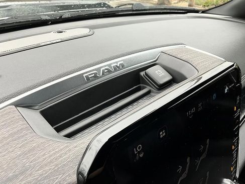 New 2026 RAM 1500 Laramie AWD/4WD image 25
