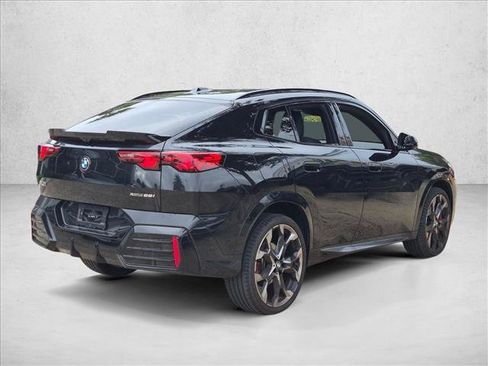 Used 2025 BMW X2 xDrive28i w/ Technology Package AWD/4WD image 5