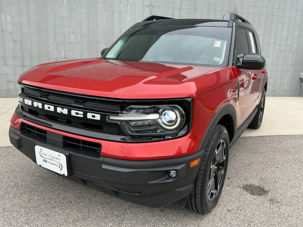 Used 2023 Ford Bronco Sport Outer Banks w/ Tech Package AWD/4WD image 3