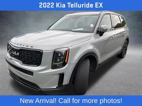 Used 2022 Kia Telluride EX w/ EX Premium Package AWD/4WD image 4