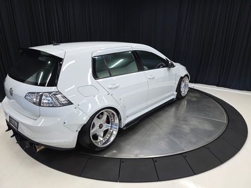 Used 2017 Volkswagen GTI S FWD image 13