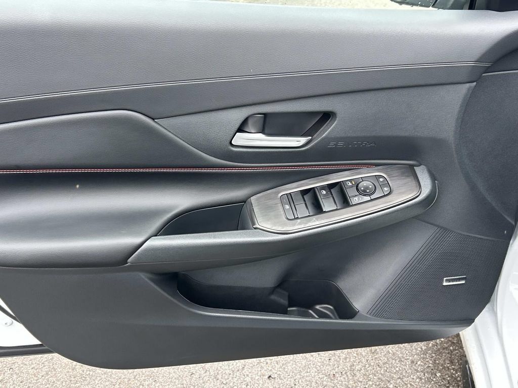 New 2026 Nissan Sentra SR w/ SR Premium Package FWD image 15