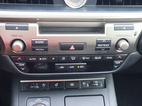 Used 2013 Lexus ES 300h w/ Luxury Pkg FWD image 21