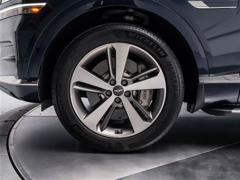 Used 2022 Genesis GV80 3.5T Advanced + AWD/4WD image 13