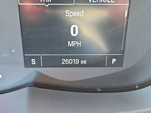 Used 2021 Chevrolet Trax LT w/ LT Convenience Package image 17