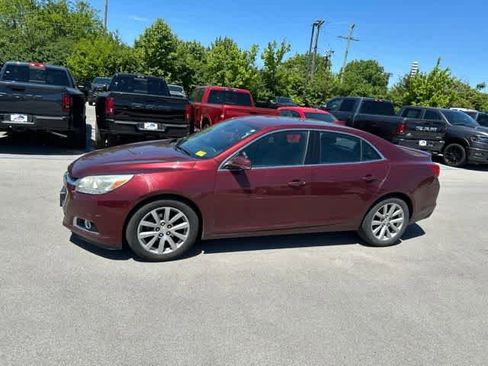 Used 2015 Chevrolet Malibu LT FWD image 10