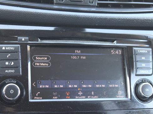 Used 2019 Nissan Rogue SV image 33