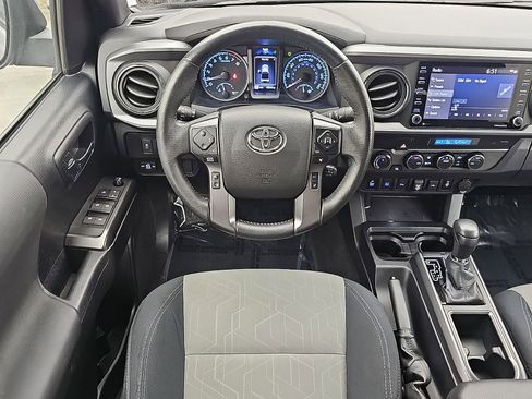 Used 2021 Toyota Tacoma TRD Sport w/ Technology Package AWD/4WD image 20