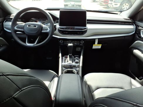 New 2026 Jeep Compass Limited AWD/4WD image 7
