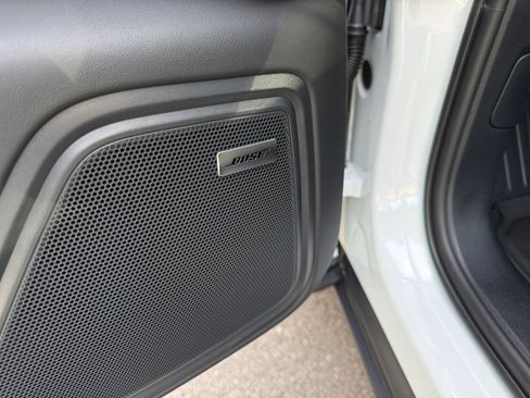 New 2026 Porsche Macan Turbo image 22