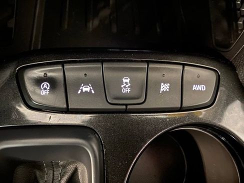 Used 2022 Chevrolet TrailBlazer LT w/ Sun and Liftgate Package AWD/4WD image 21