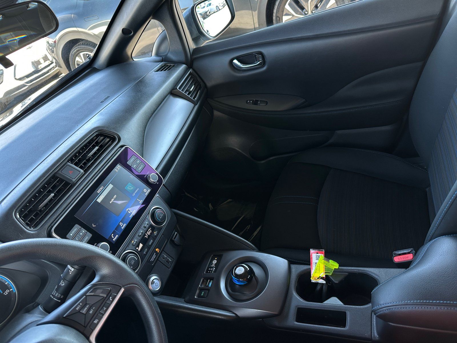 Used 2025 Nissan Leaf S FWD image 22