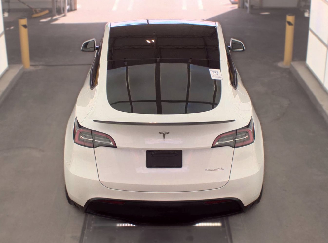 Used 2023 Tesla Model Y Long Range AWD/4WD image 5