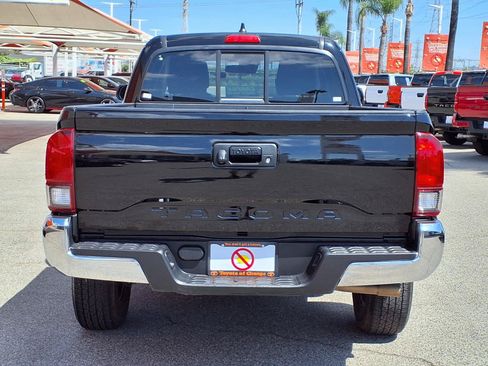 Used 2023 Toyota Tacoma SR5 RWD image 5