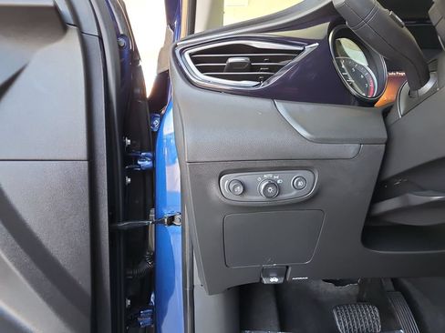 Used 2023 Buick Encore GX Preferred w/ Cold Weather Comfort Package FWD image 18