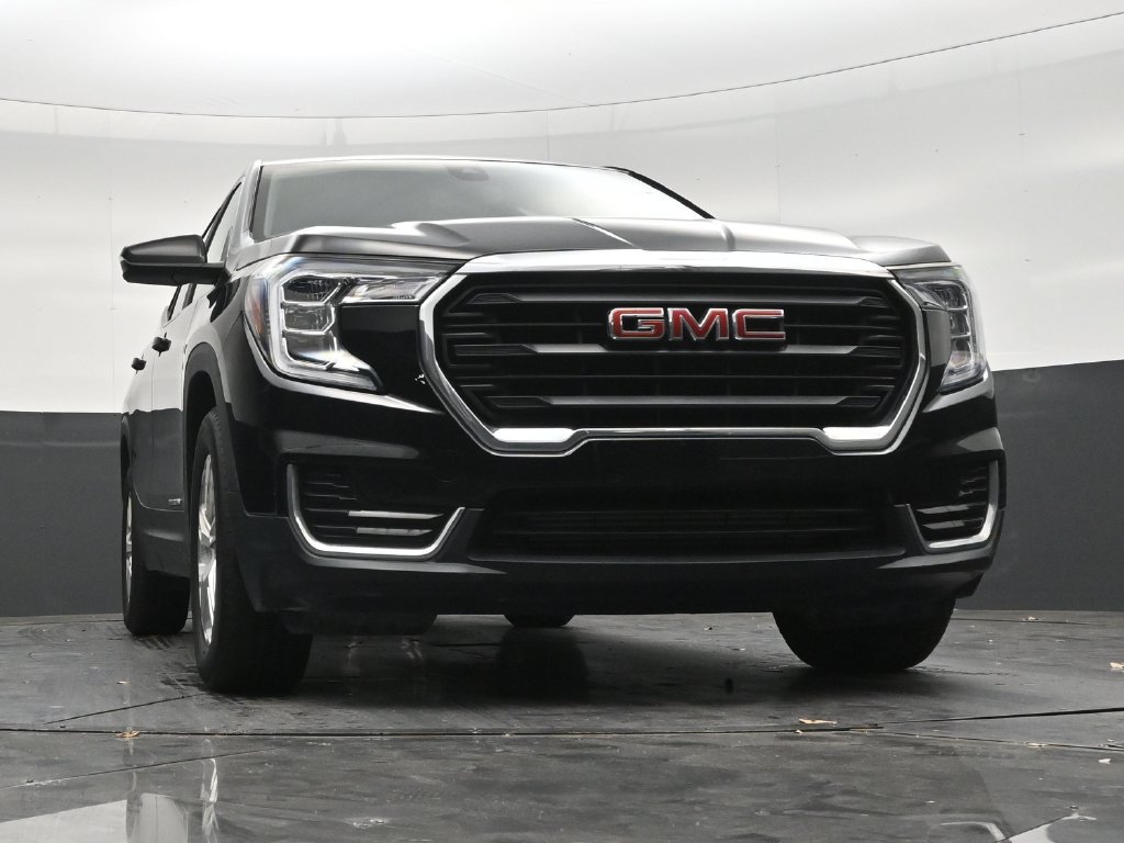 Used 2023 GMC Terrain SLE FWD image 25