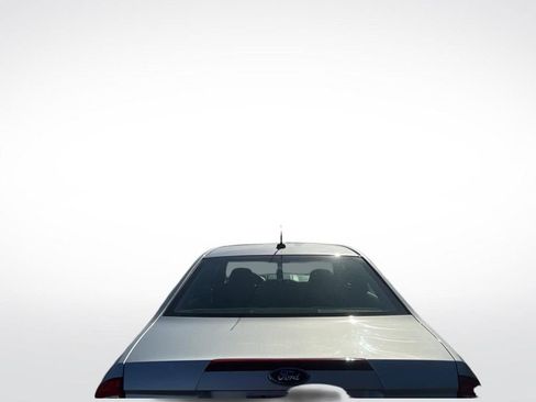 Used 2010 Ford Fusion SE FWD image 4
